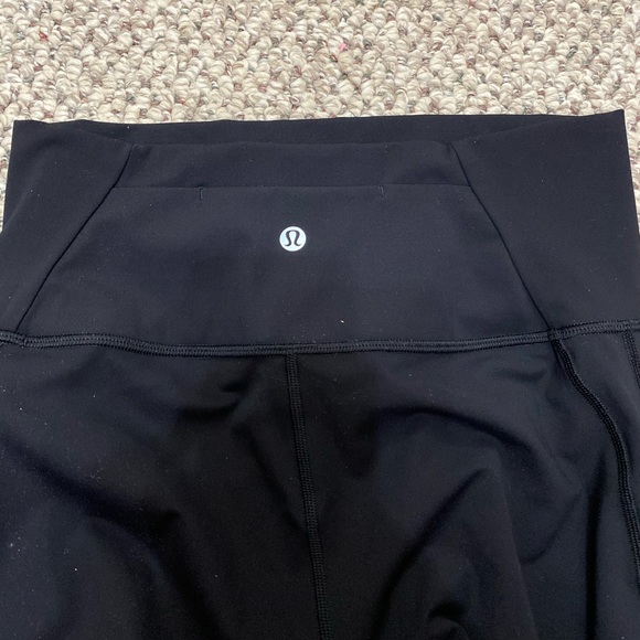 Size 6 mesh lulus - Picture 2 of 2